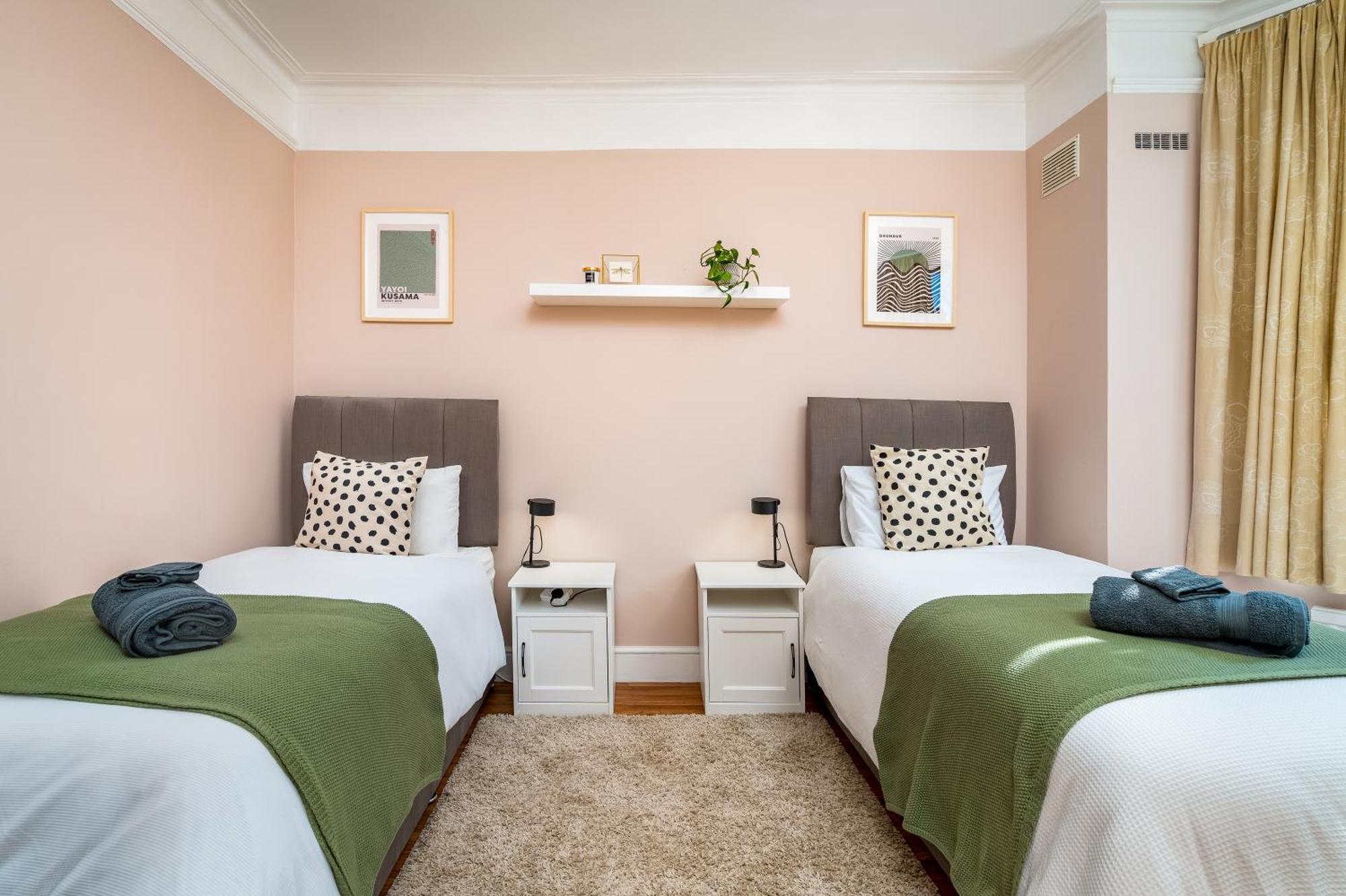 Homely And Stylish Apartment With A Garden In East Finchley 伦敦 外观 照片